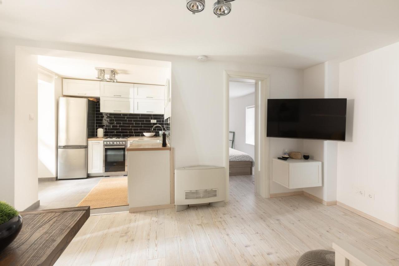 Apartment Coastal Villa ماكارسكا المظهر الخارجي الصورة